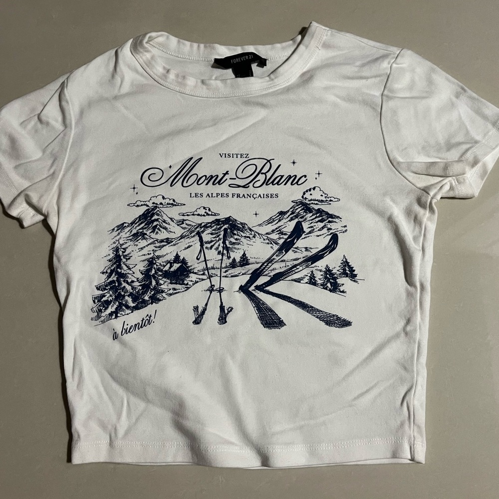 Forever 21 White and Navy Graphic Tee